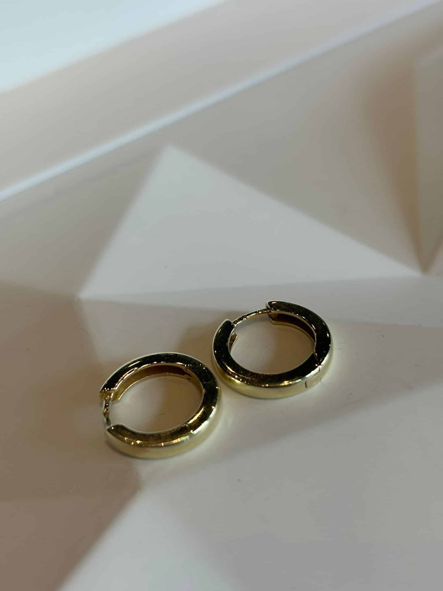 Set gouden creolen