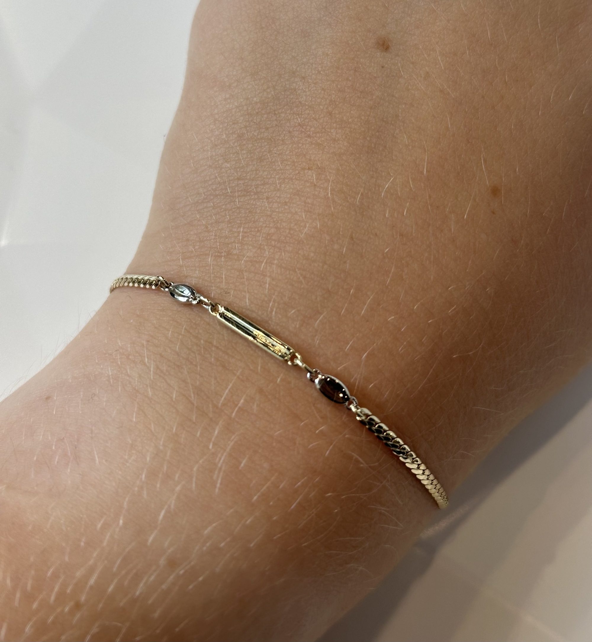 Alternative view of Gouden armband met plaatje bicolor