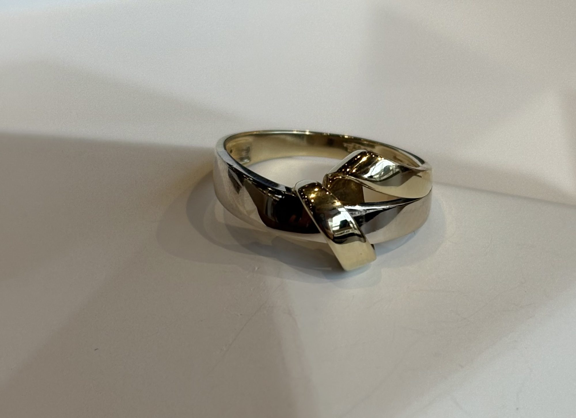 Bicolor gouden fantasiering